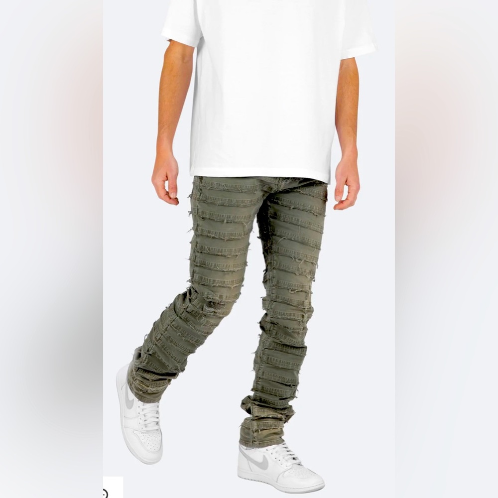 D429 MUMMY STRAIGHT DENIM
GREY